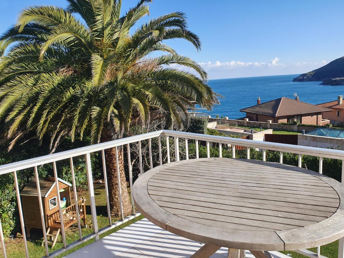 Villa vistas al mar, Urbanización privada con piscina de agua salada Ajo Exterior foto